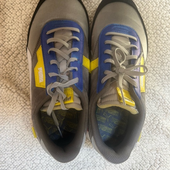 Puma Men's Gray, Blue, and Yellow Sneakers - Picture 7 of 10